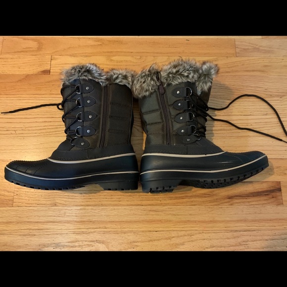 DREAM PAIRS SNOW BOOTS - Picture 4 of 4